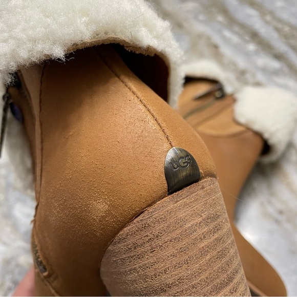 UGG AUSTRALIA Charlee Chestnut Ankle Boots With Sherpa Cuff Detail - Picture 9 of 16